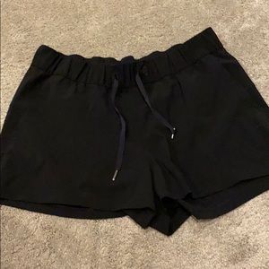 Lulu On the Fly Short